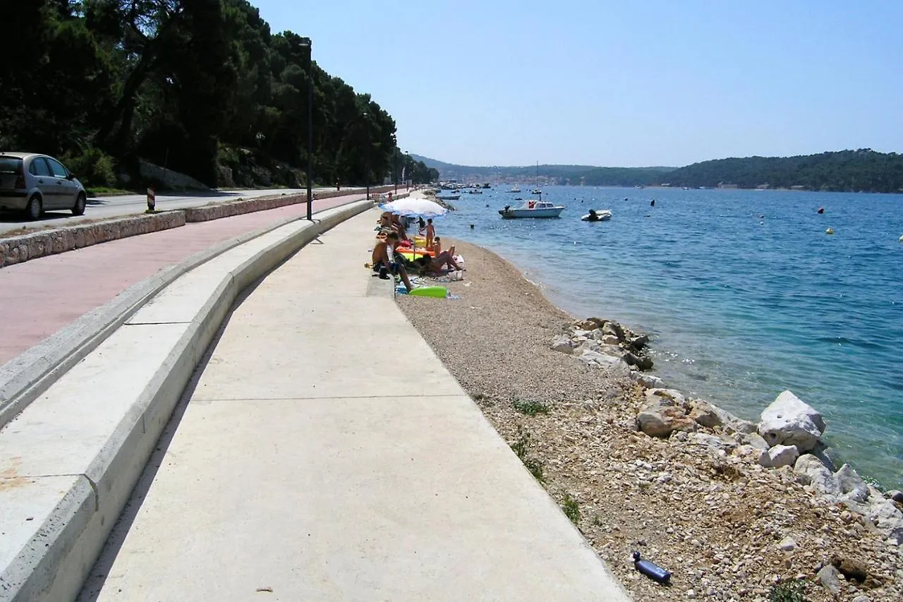 *** Guest house Double Room Mali Losinj 7953B Croatia